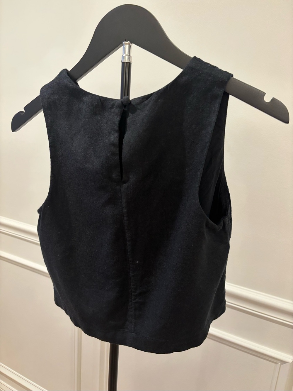 Abercrombie & Fitch Black Sleeveless Crop Top Size XS - Picture 3 of 5